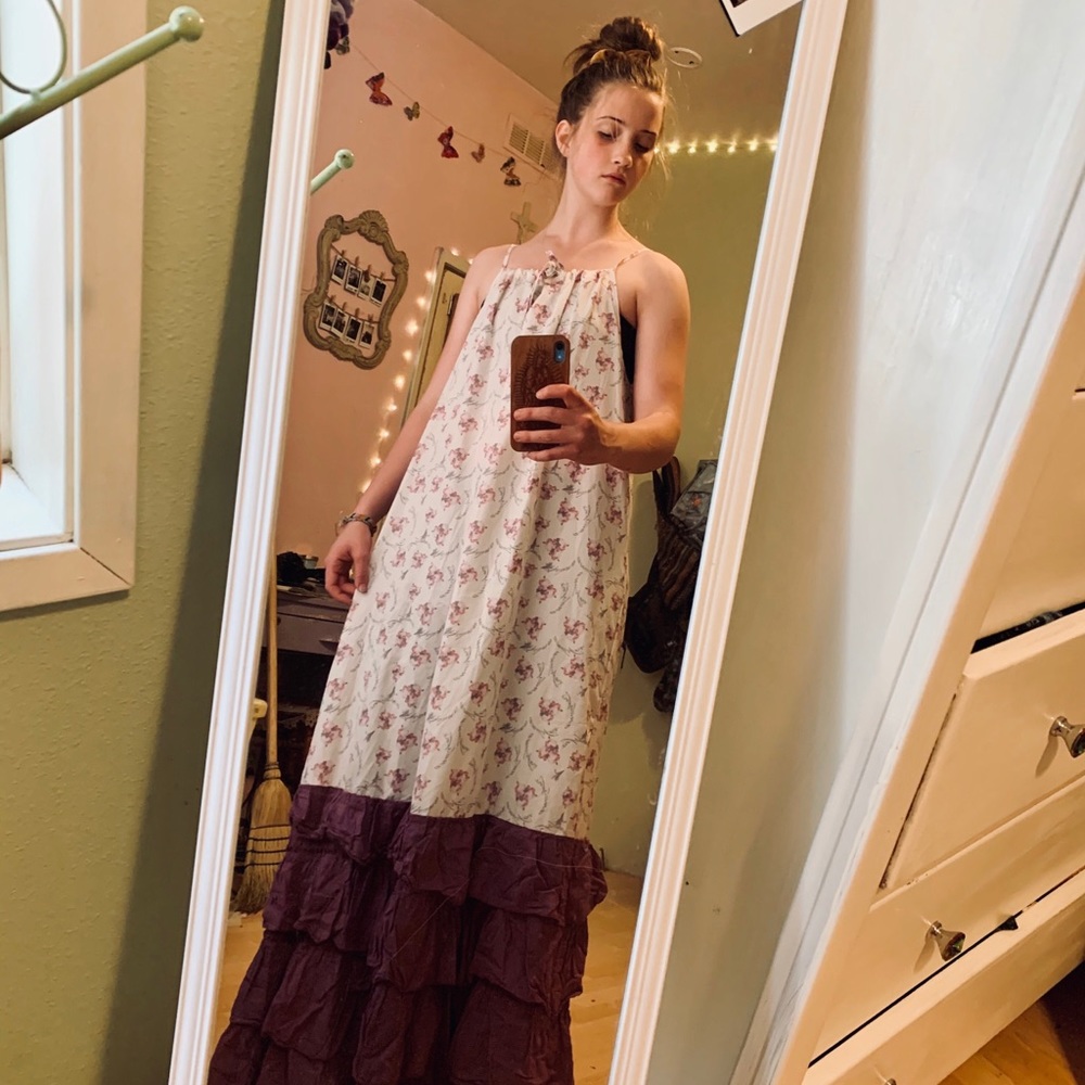 🦋MISSLOOK Summer White, Roses, Ruffles Maxi Dress